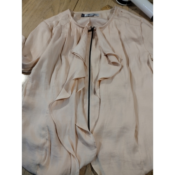 Jennifer Lopez pastel peach waterfall front zip long sleeve jacket shirt - Picture 3 of 11